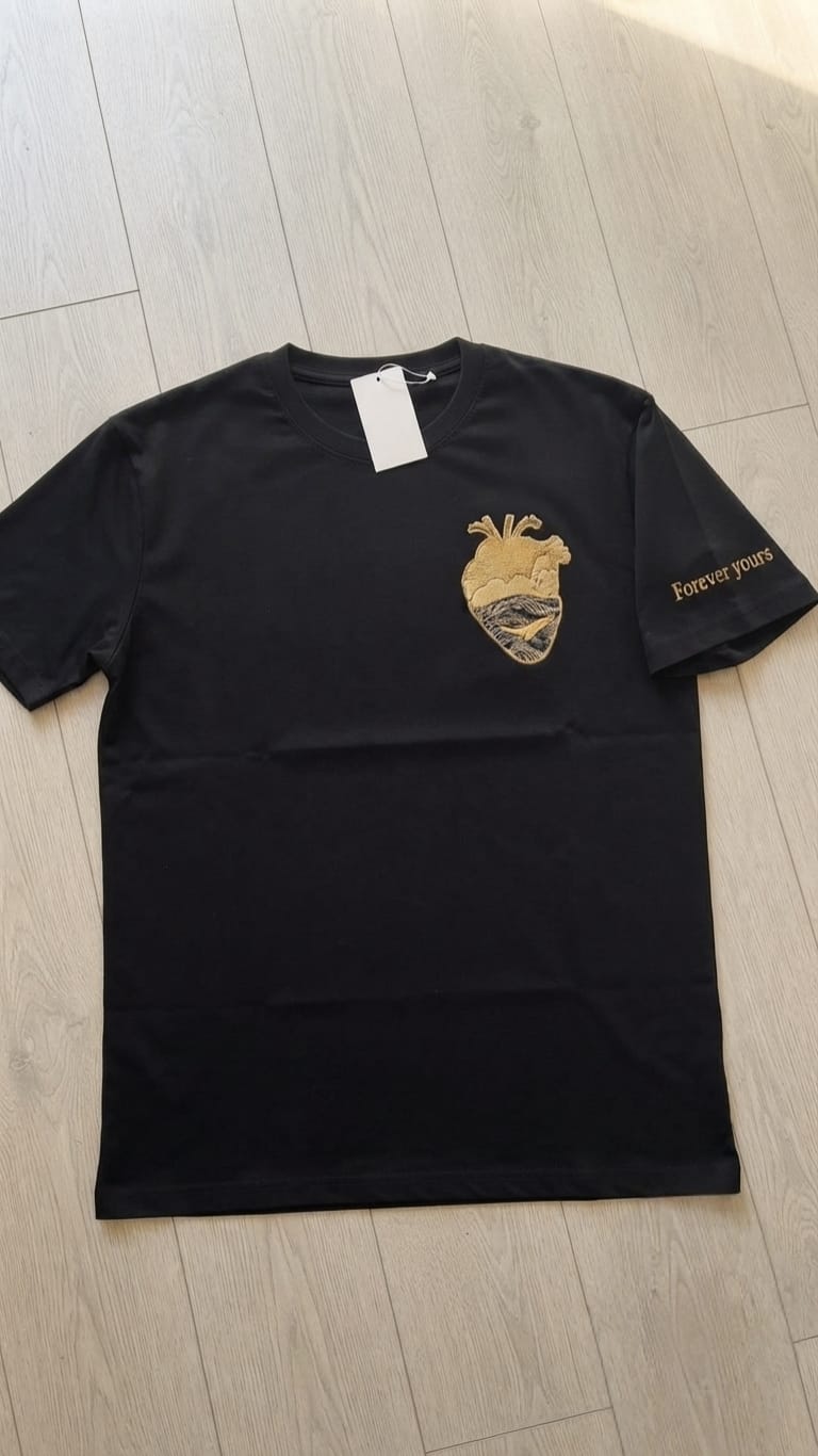 👔✨ Premium Embroidered Men's Shirt